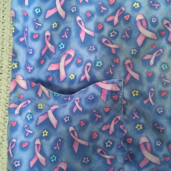 PEACHES UNIFORM CANCER SUPPORT NURSE'S SCRUB WOMAN SIZE XS - Picture 2 of 5